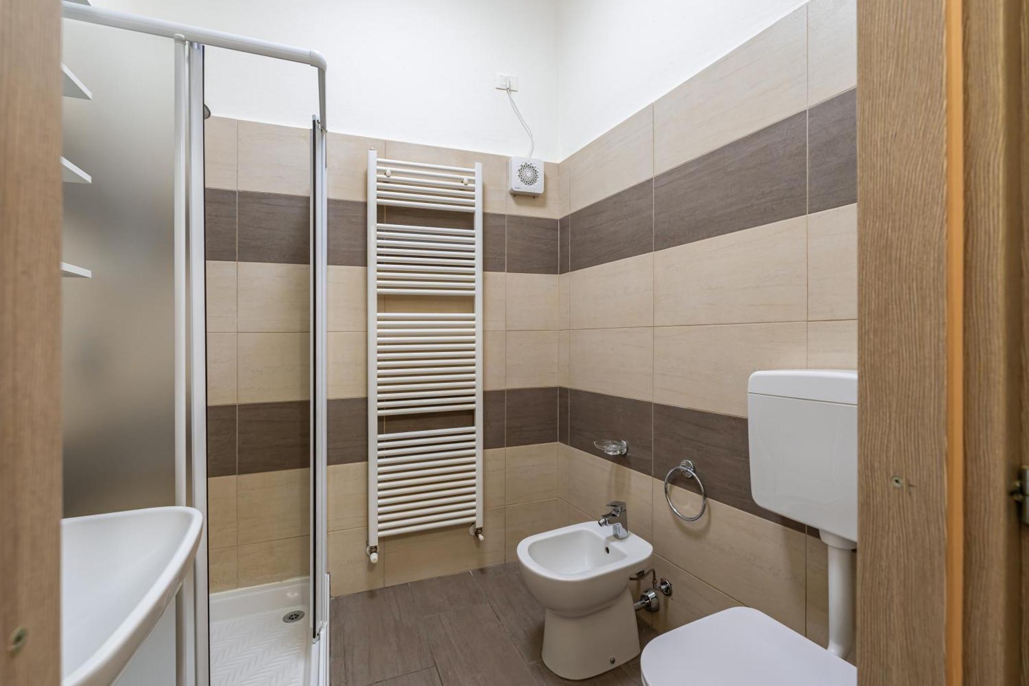 Casa San Faustino - Brescia Citycenter - By Host4U מראה חיצוני תמונה